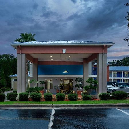 Days Inn By Wyndham Chipley Bagian luar foto